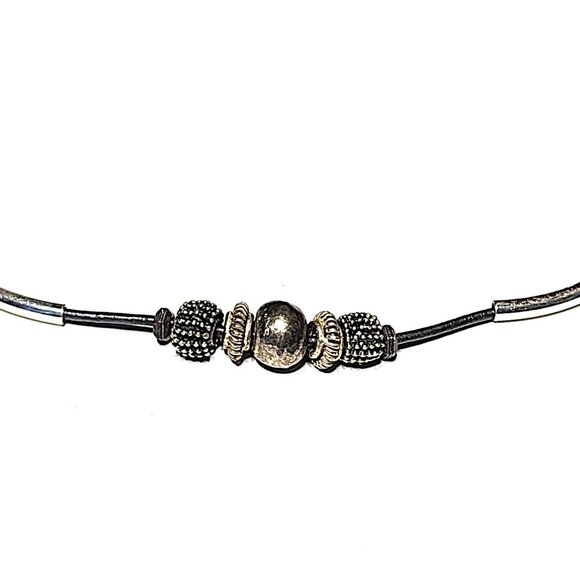 Lizzy James silver tube necklace - Picture 2 of 9